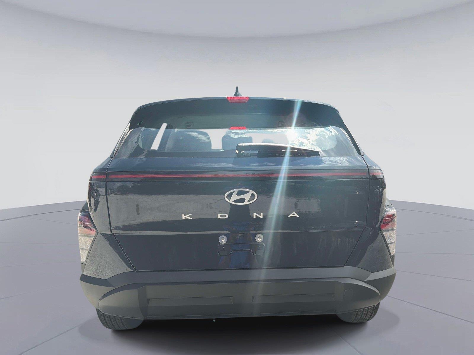 2027 Hyundai Kona SE