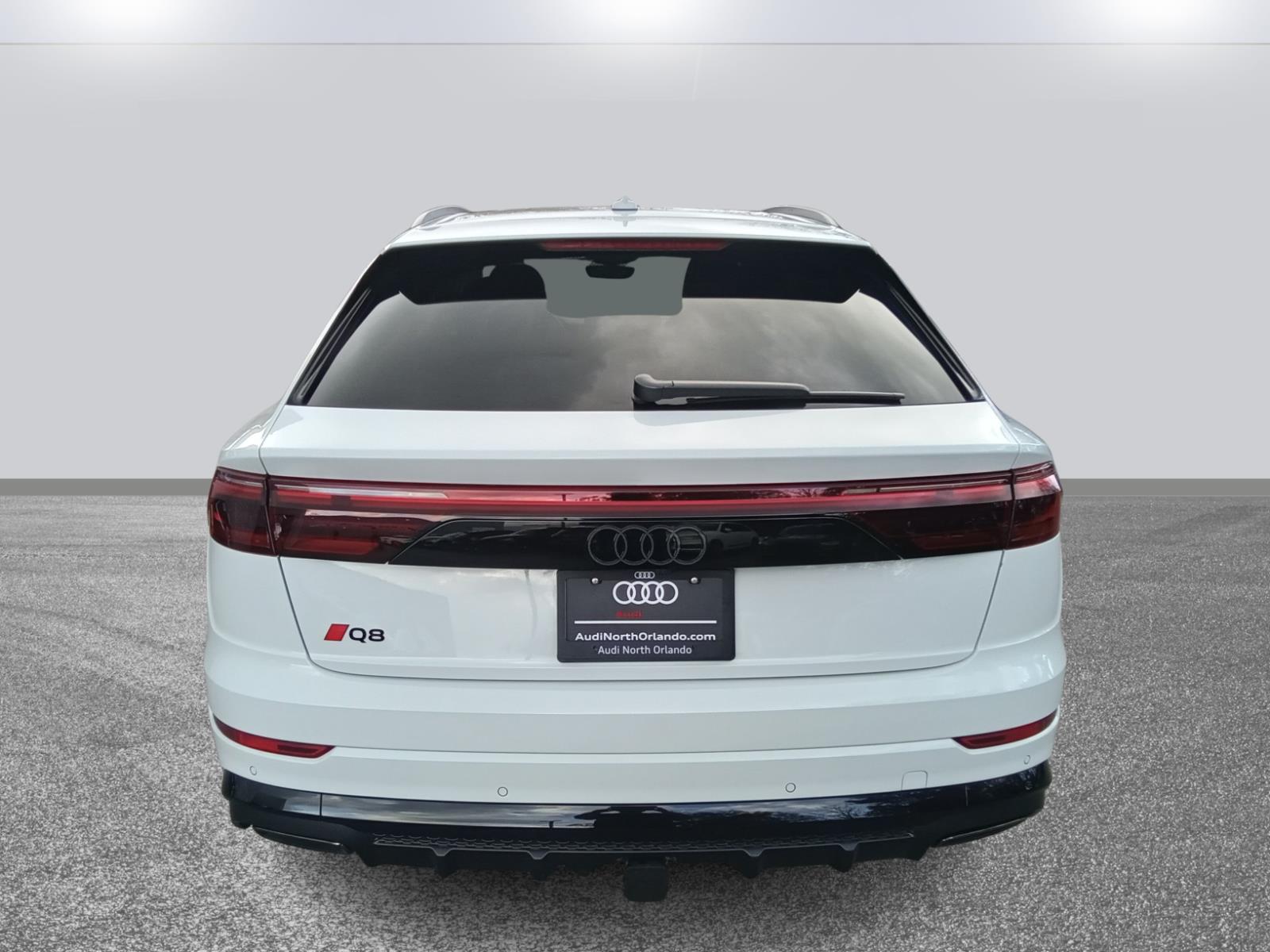 2025 Audi Q8 Premium Plus