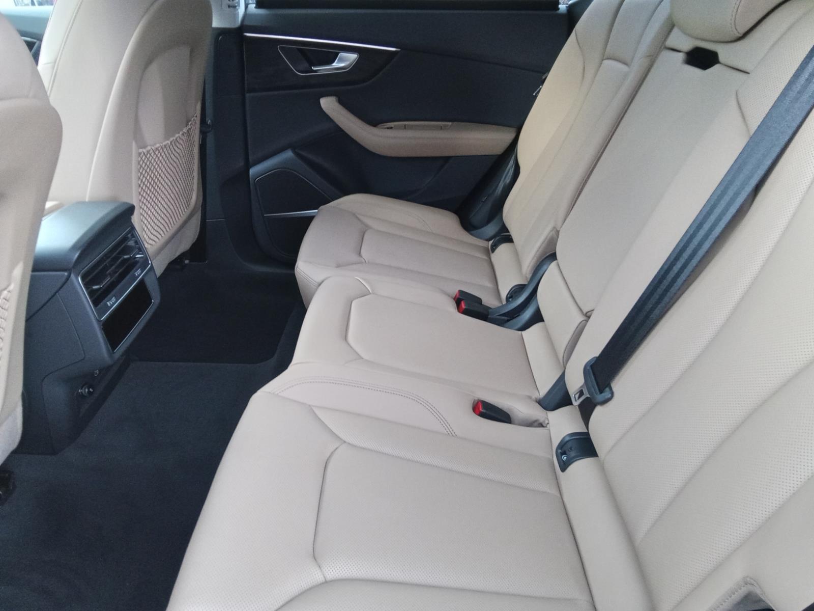 2025 Audi Q8 Premium Plus