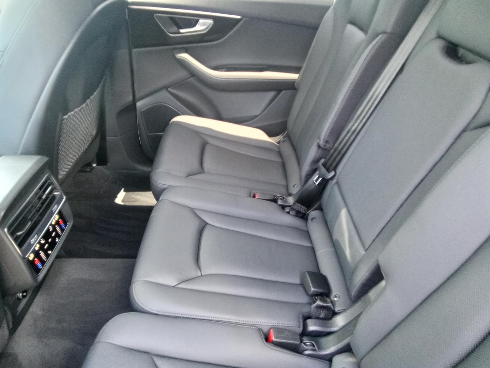 2023 Audi Q7 Prestige