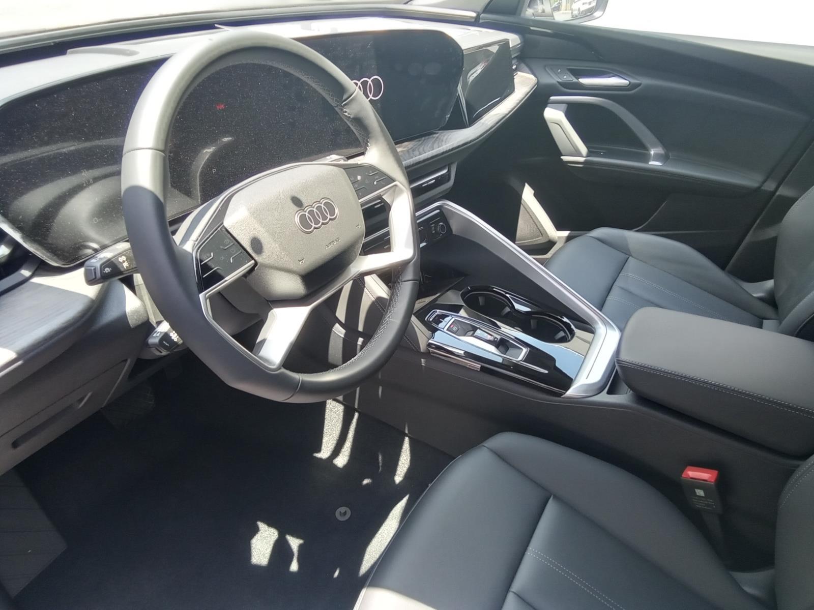 2025 Audi Q5 Premium