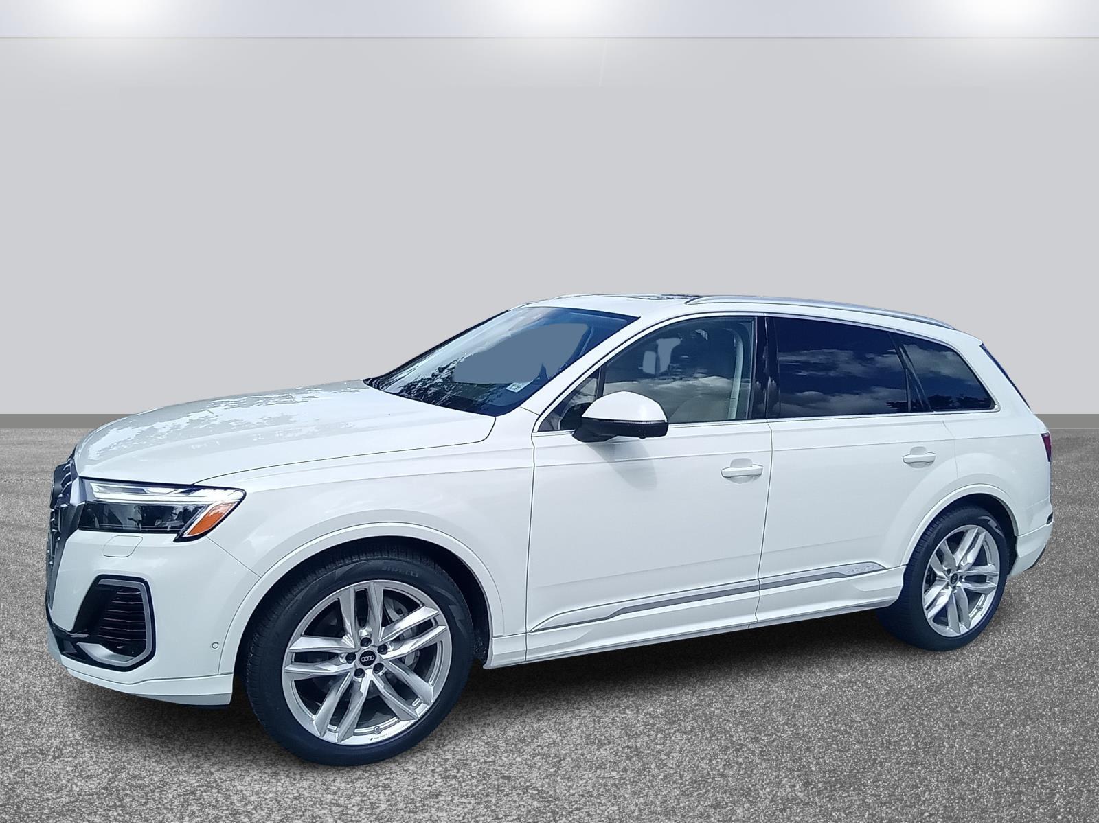 2025 Audi Q7 Premium Plus