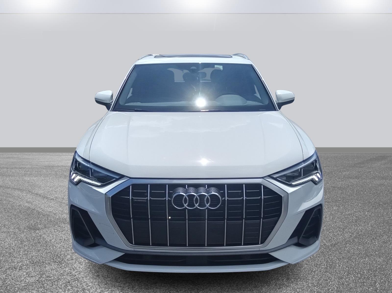 2024 Audi Q3 S line Premium Plus