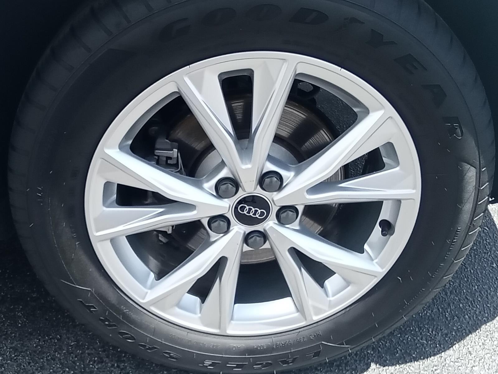 2024 Audi Q3 S line Premium Plus