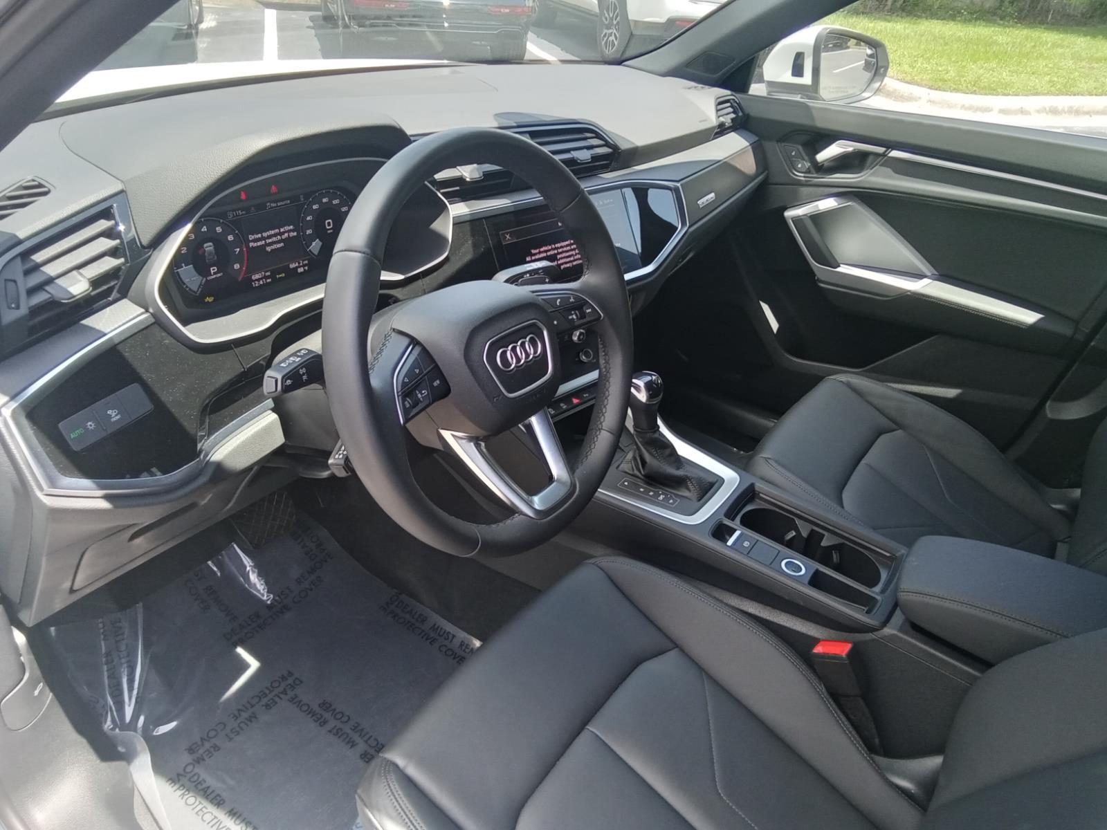 2024 Audi Q3 S line Premium Plus