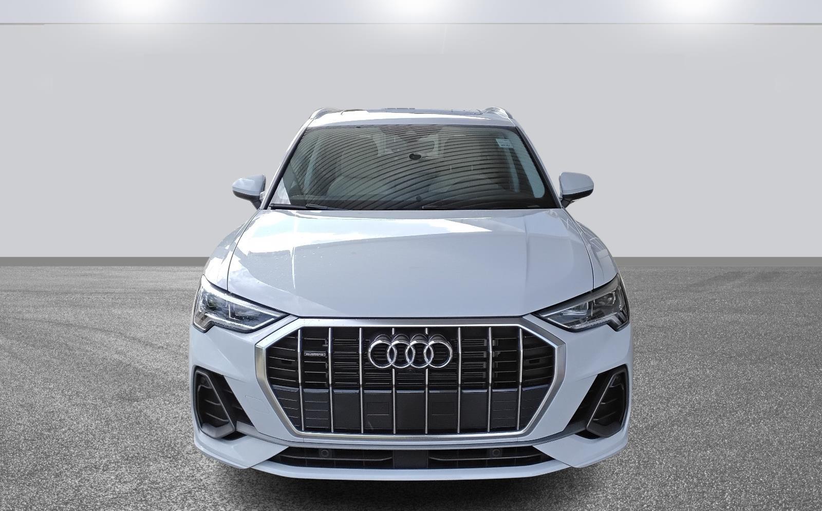 2024 Audi Q3 S line Premium Plus