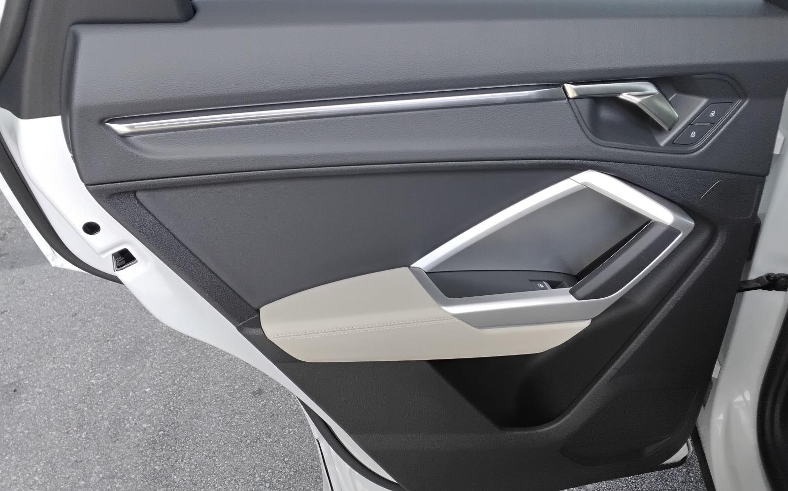 2024 Audi Q3 S line Premium Plus