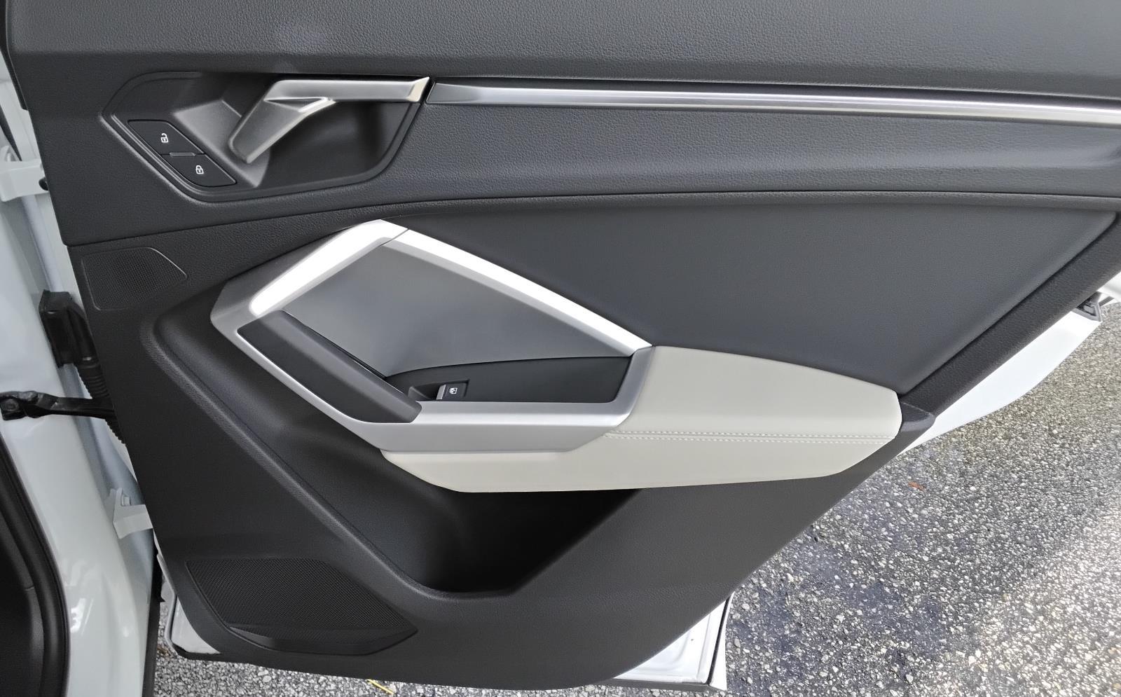 2024 Audi Q3 S line Premium Plus