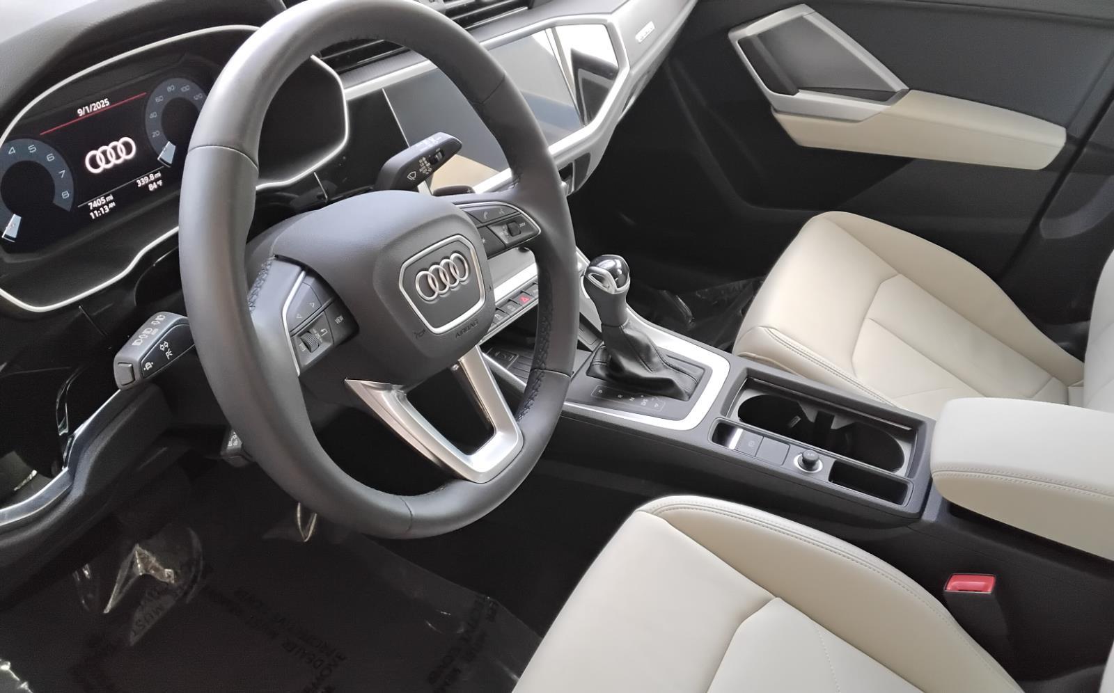 2024 Audi Q3 S line Premium Plus