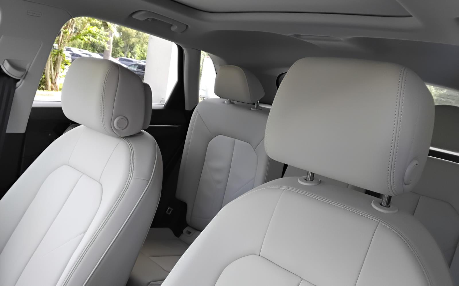 2024 Audi Q3 S line Premium Plus