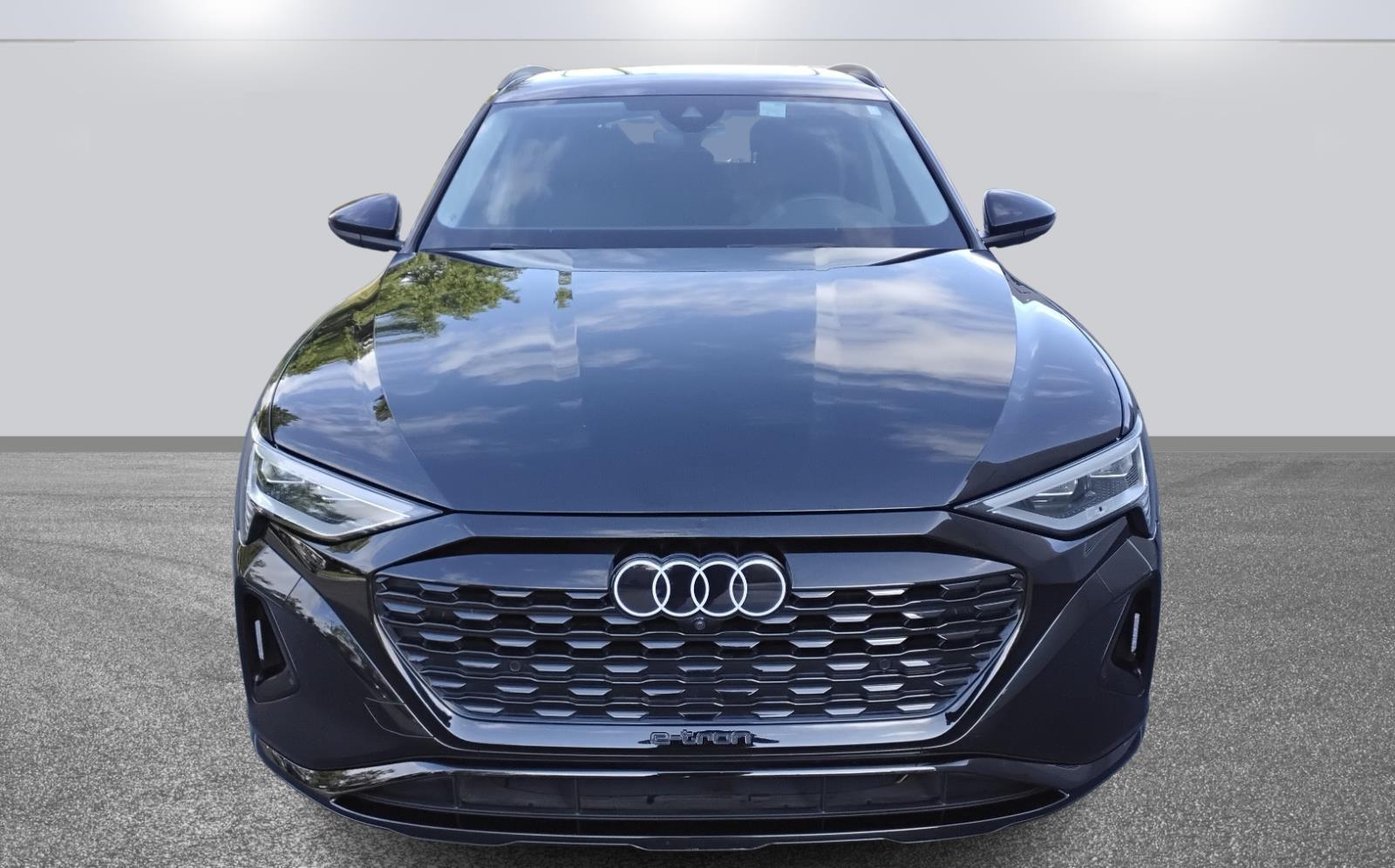 2024 Audi Q8 e-tron Premium Plus