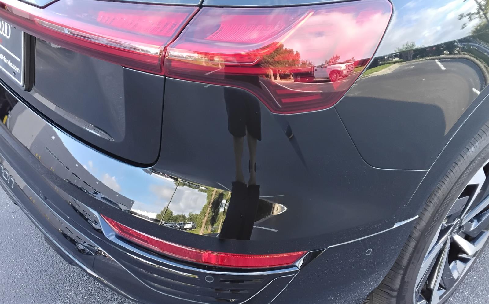 2024 Audi Q8 e-tron Premium Plus