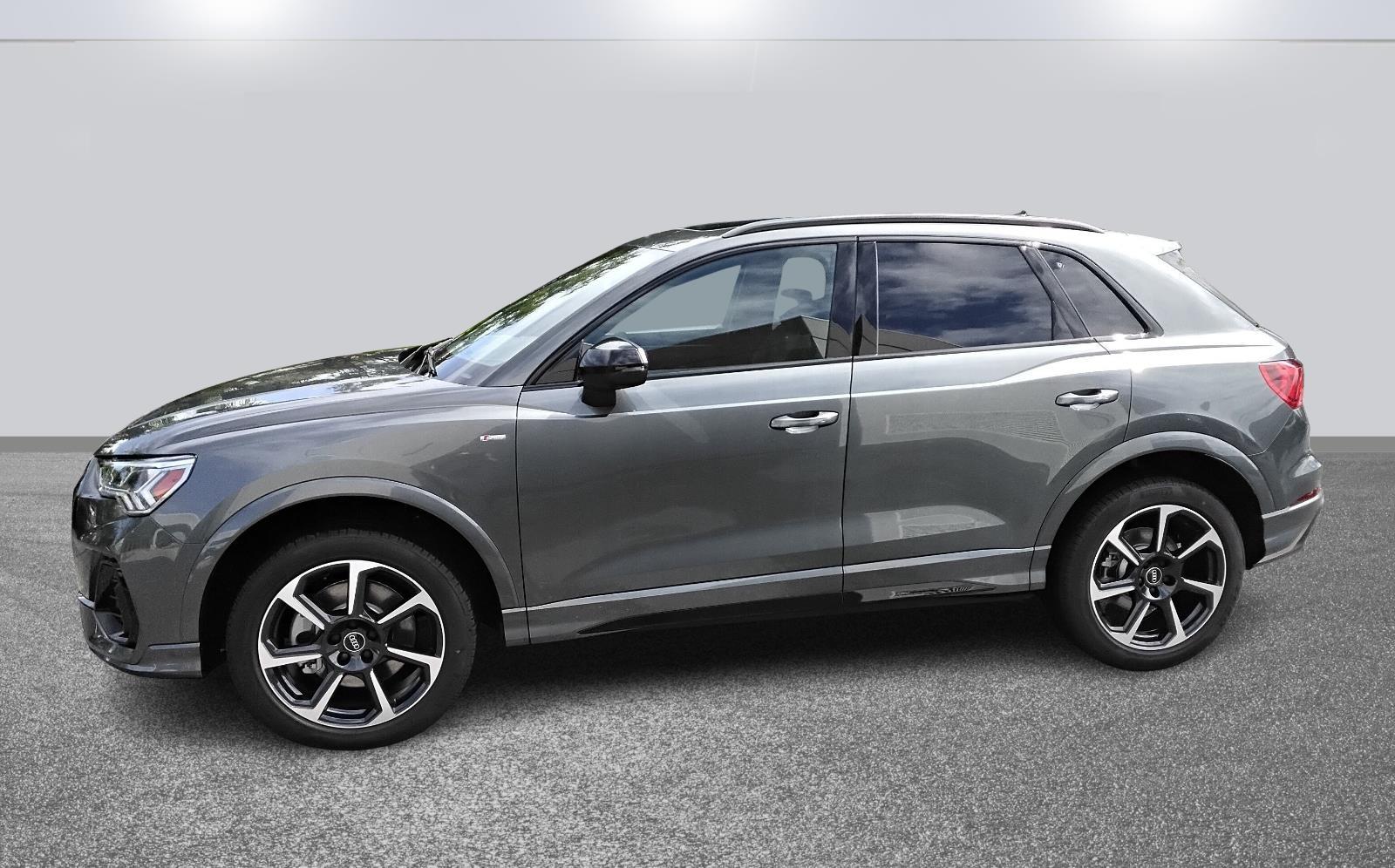 2025 Audi Q3 S line Premium Plus photo 2