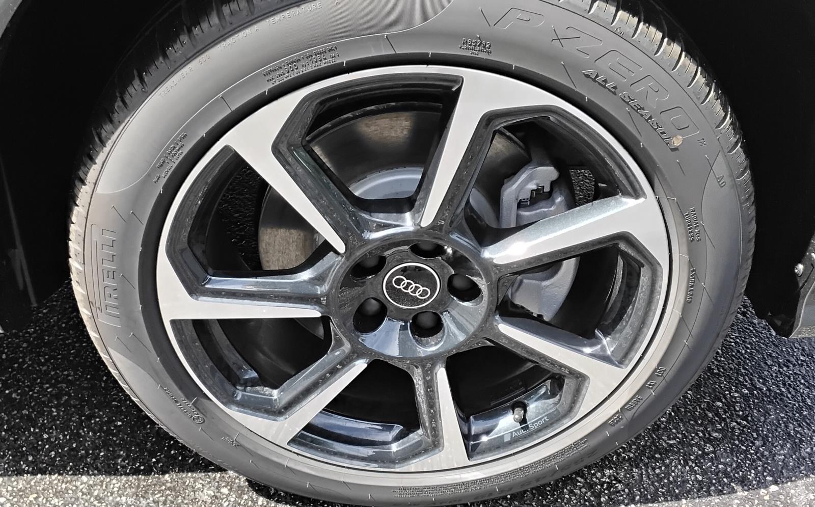 2025 Audi Q3 S line Premium Plus