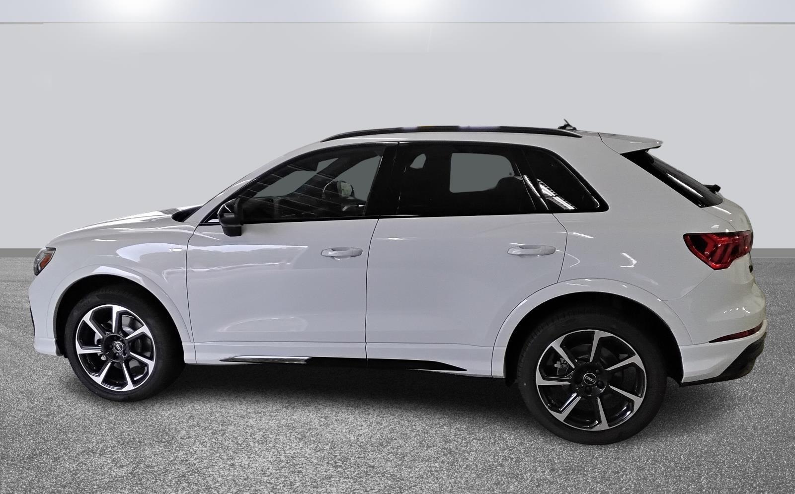 2025 Audi Q3 S line Premium Plus