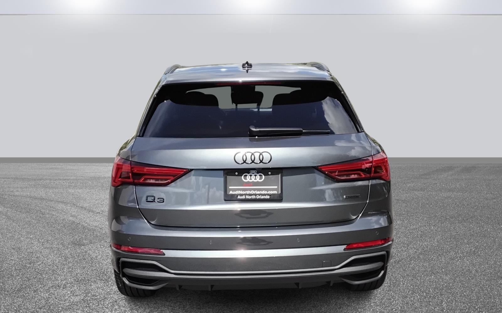 2025 Audi Q3 S line Premium Plus photo 4