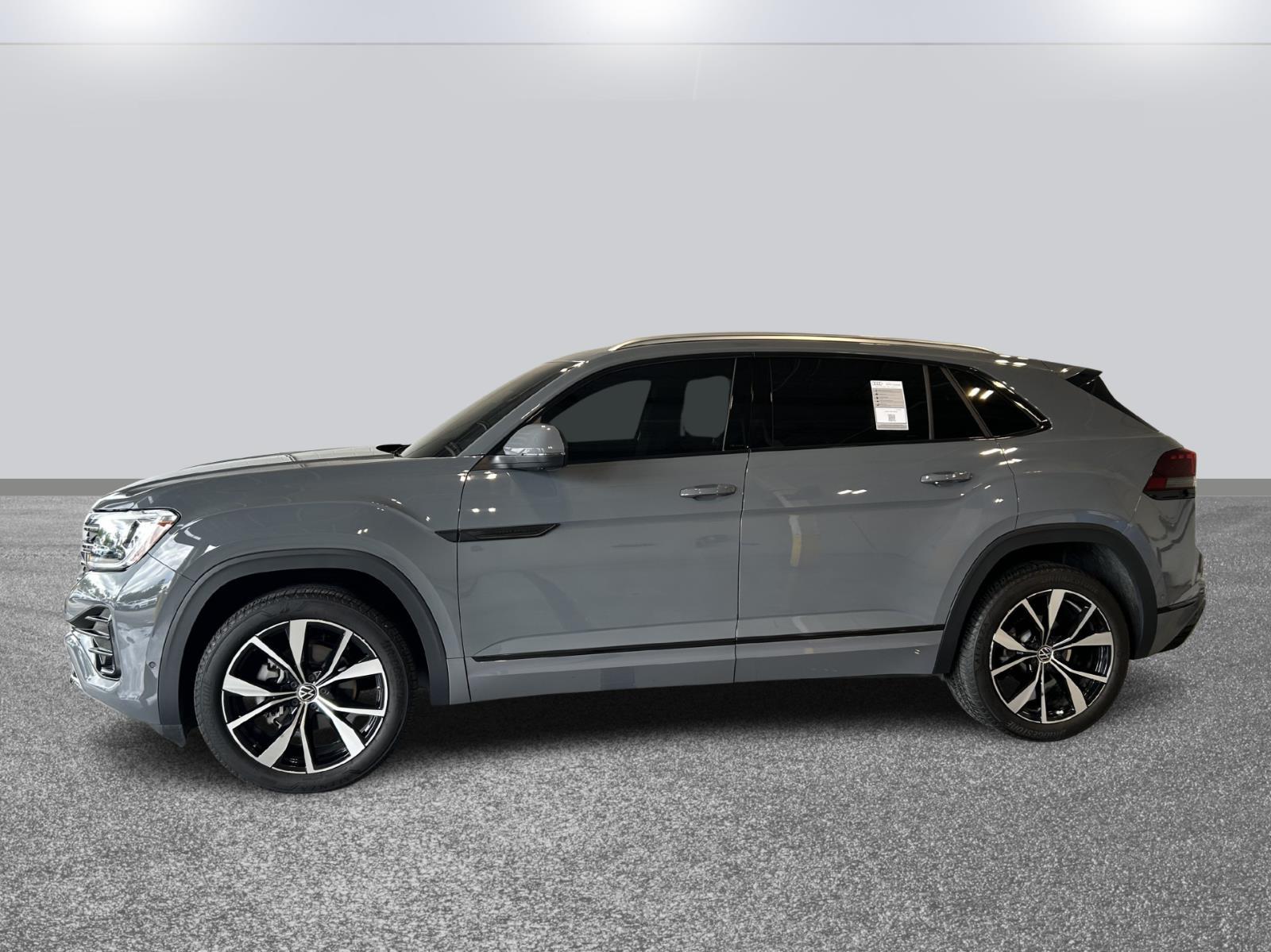 2024 Volkswagen Atlas Cross Sport 2.0T SEL Premium R-Line