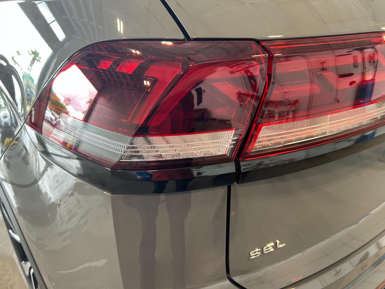 2024 Volkswagen Atlas Cross Sport 2.0T SEL Premium R-Line