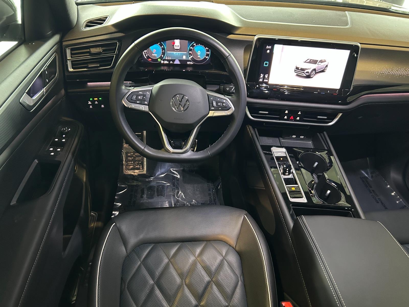 2024 Volkswagen Atlas Cross Sport 2.0T SEL Premium R-Line