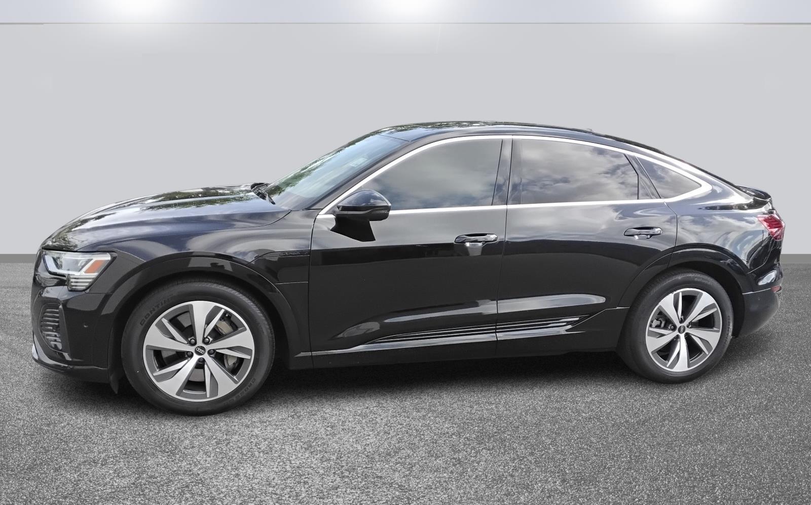 2024 Audi Q8 e-tron Sportback S line Premium Plus