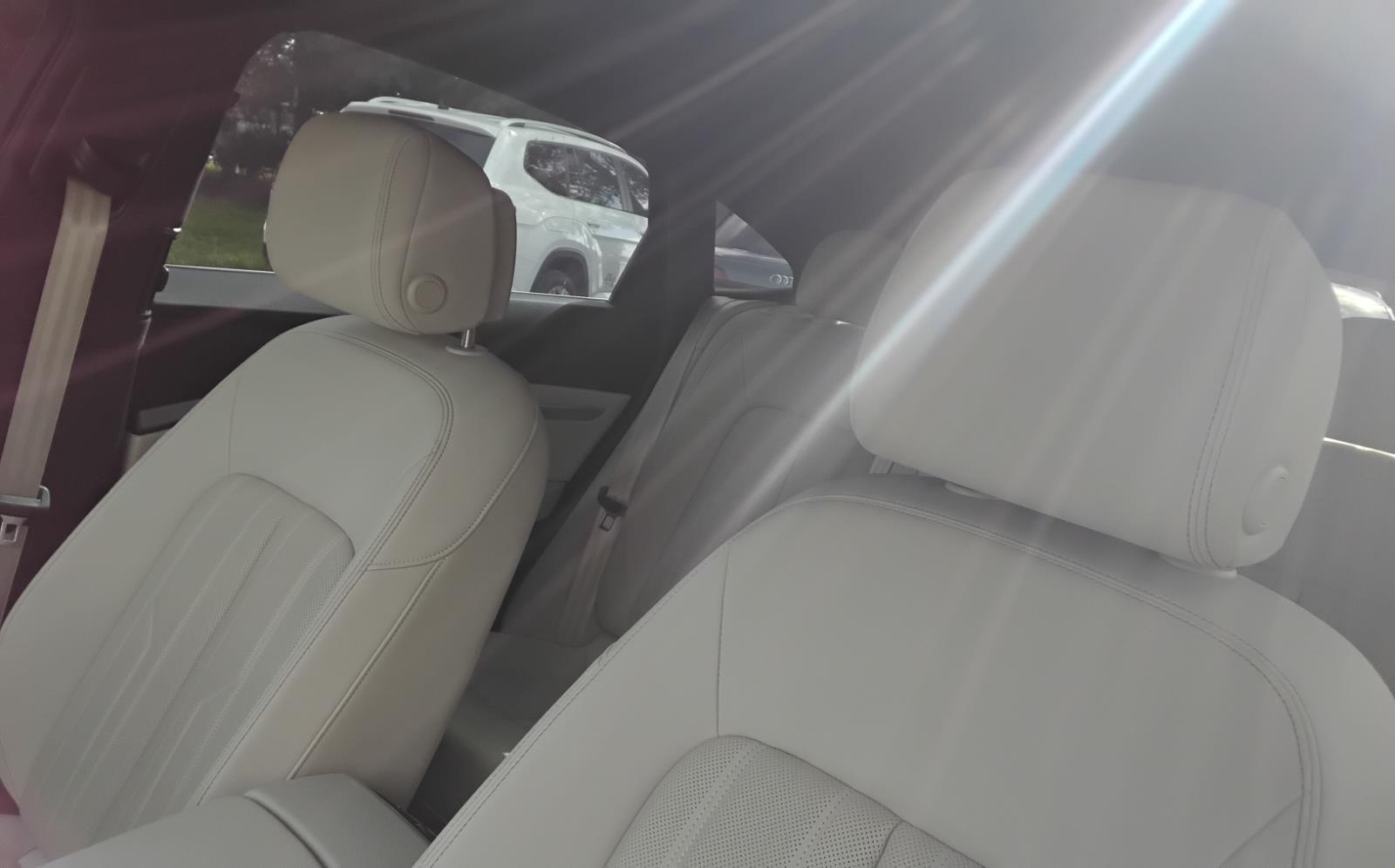 2024 Audi Q8 e-tron Sportback S line Premium Plus