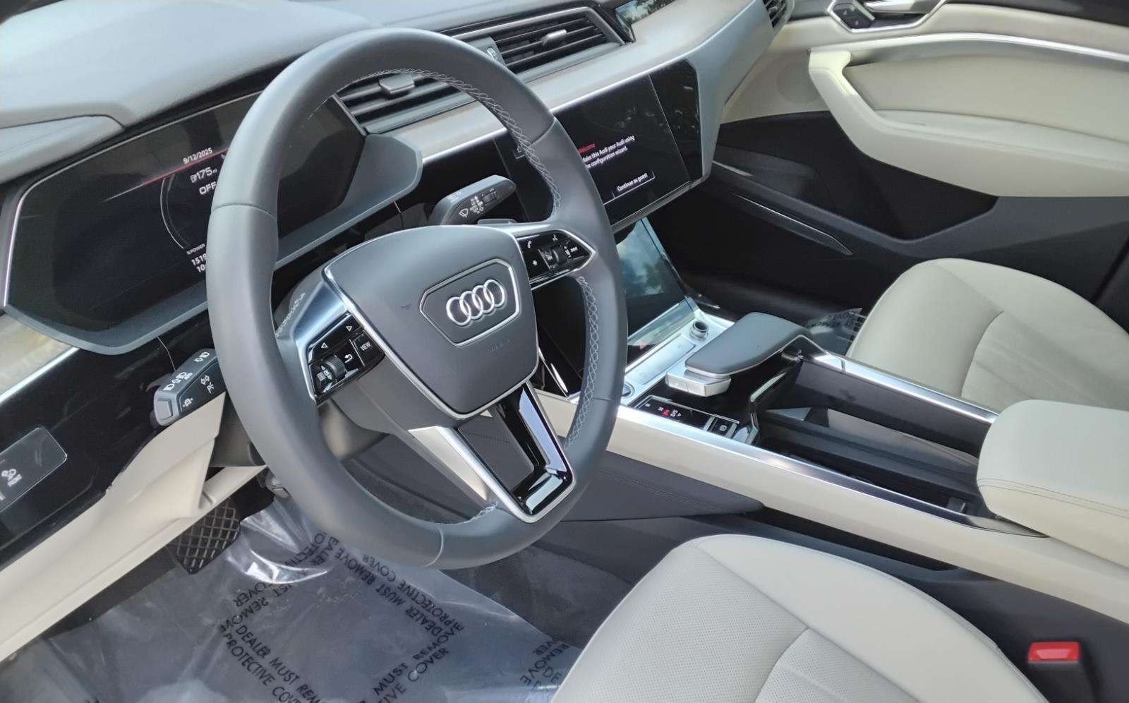 2024 Audi Q8 e-tron Sportback S line Premium Plus