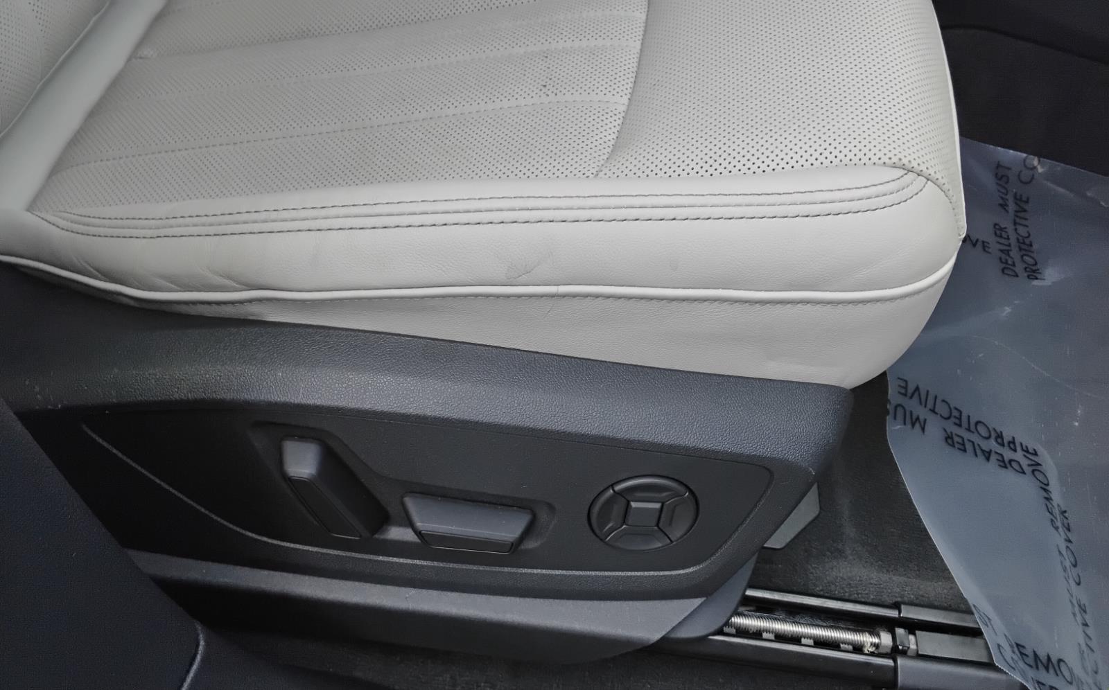 2024 Audi Q8 e-tron Sportback S line Premium Plus