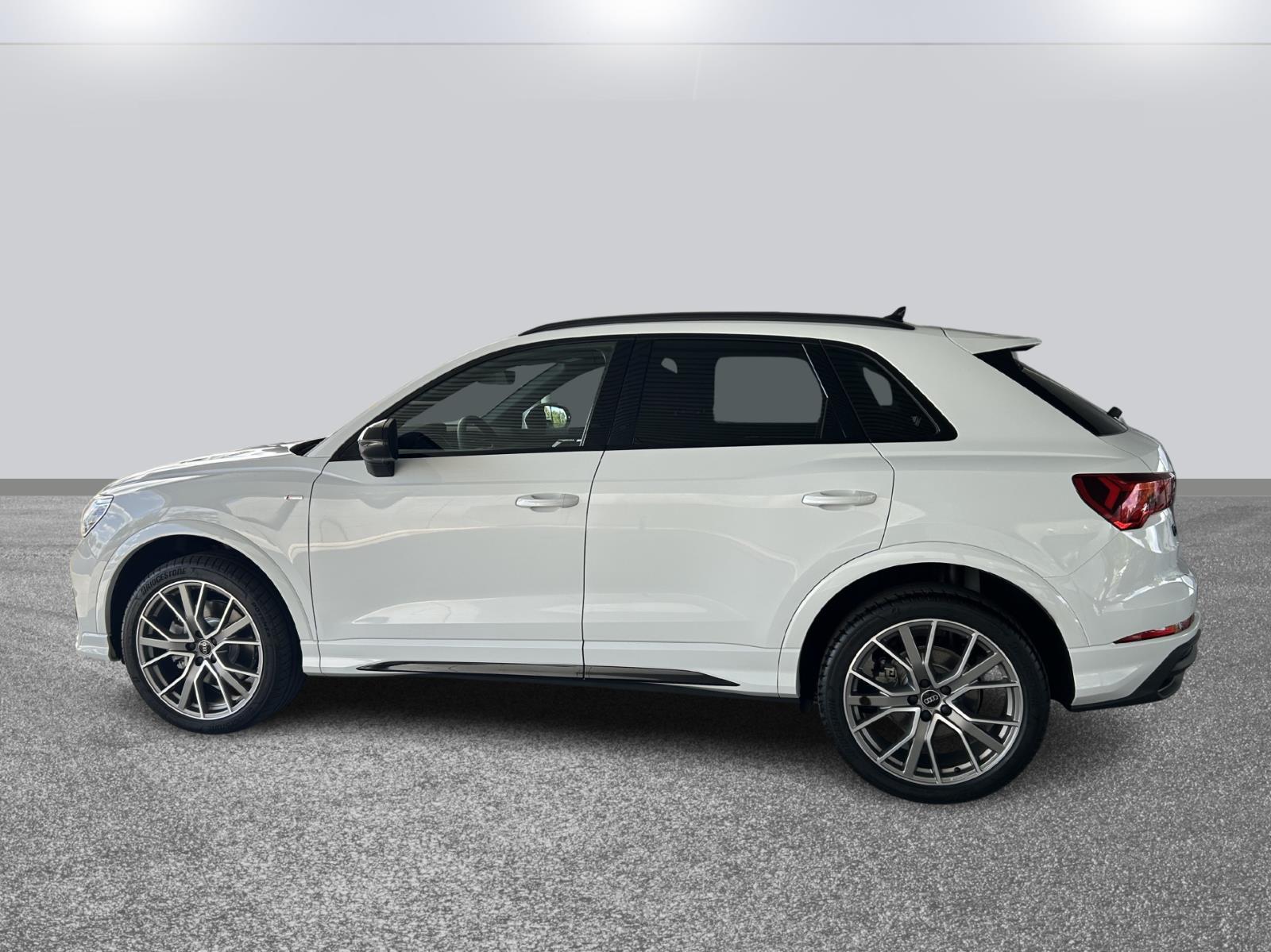 2025 Audi Q3 S line Premium Plus