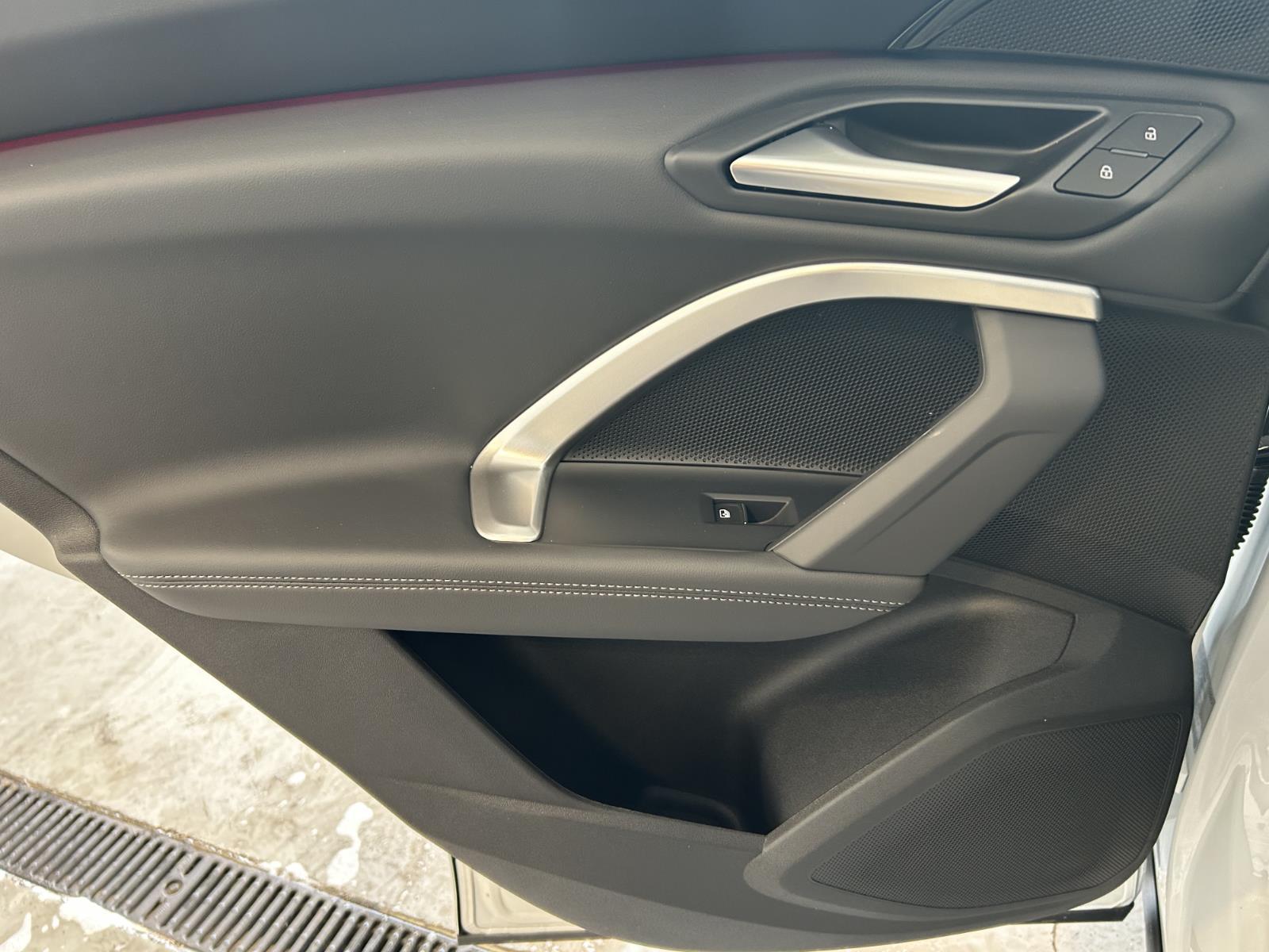 2025 Audi Q5 Premium