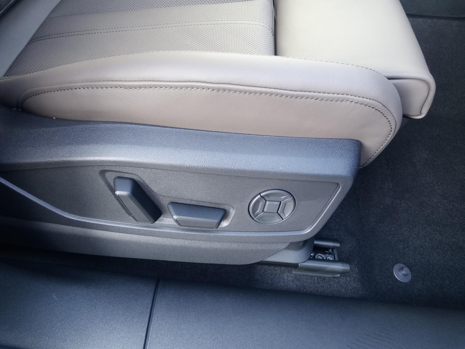 2025 Audi Q5 Sportback Premium Plus