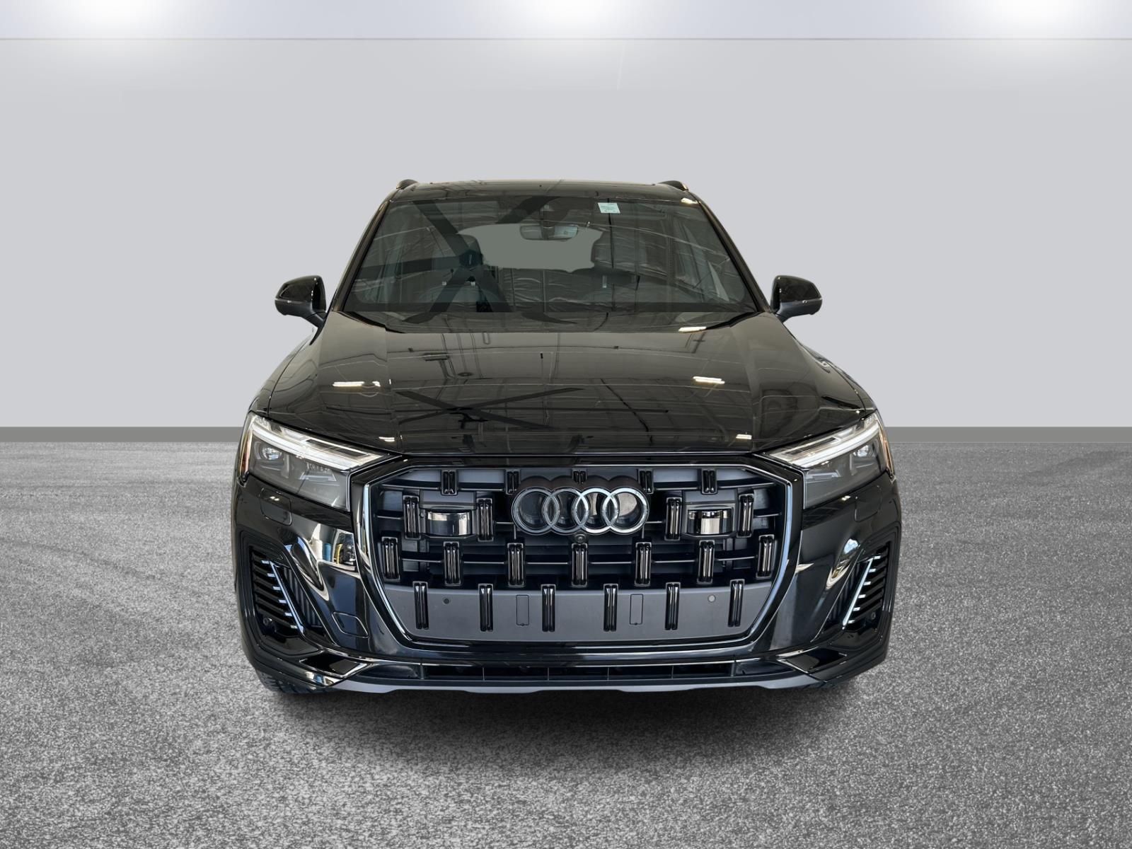 2025 Audi Q7 Premium Plus