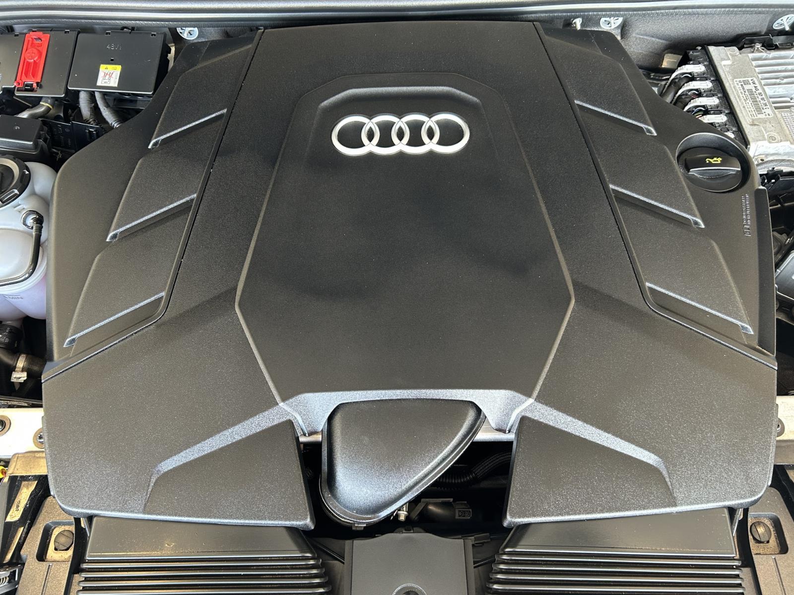 2025 Audi Q7 Premium Plus