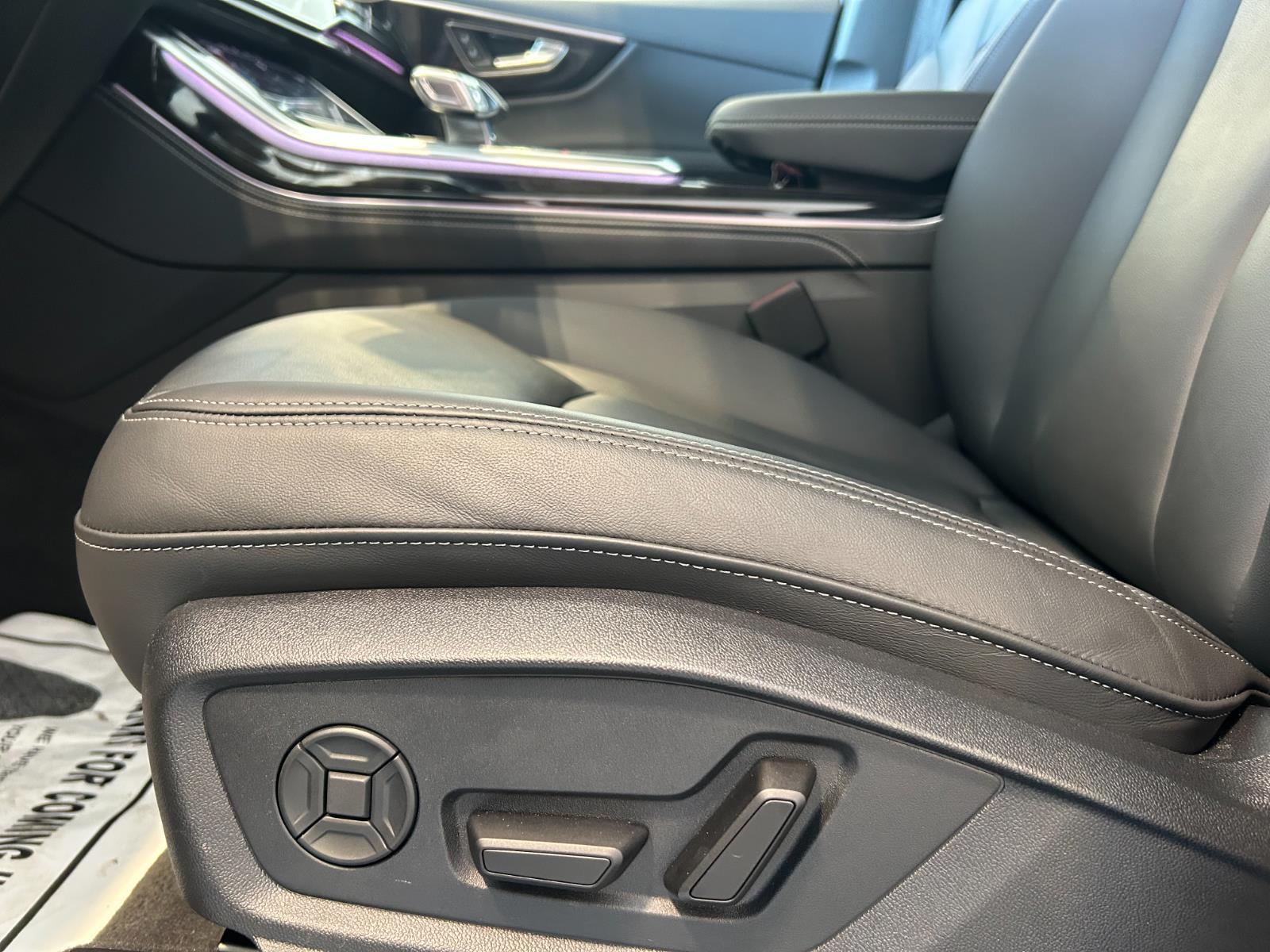 2025 Audi Q7 Premium Plus