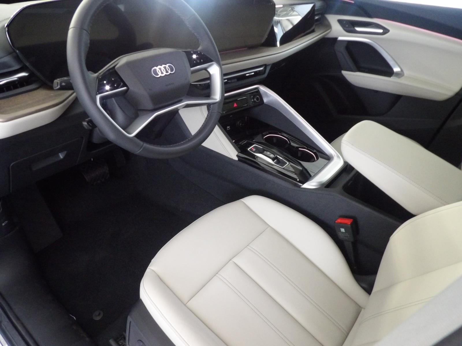 2025 Audi Q5 Premium