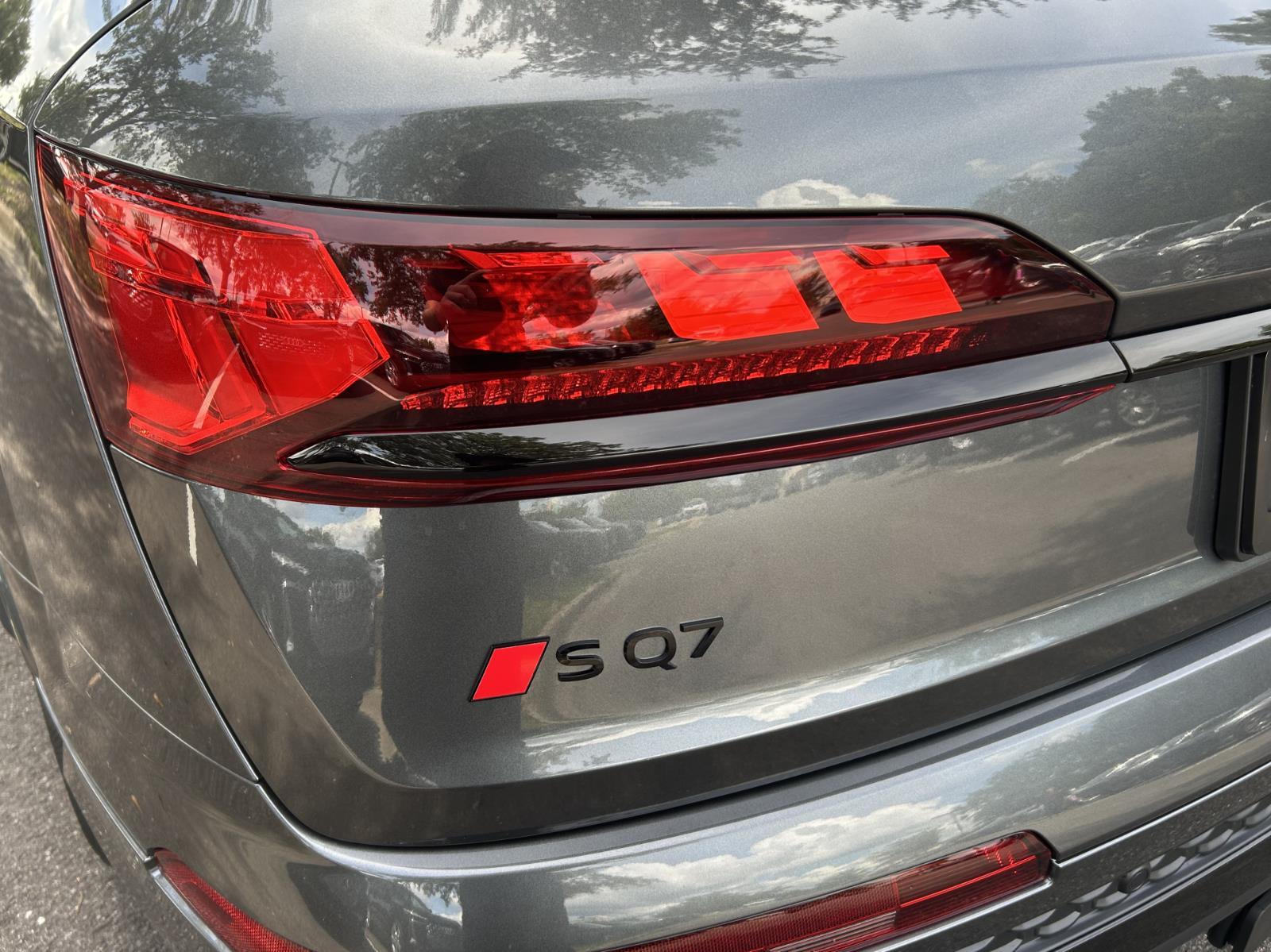 2026 Audi SQ7 Prestige