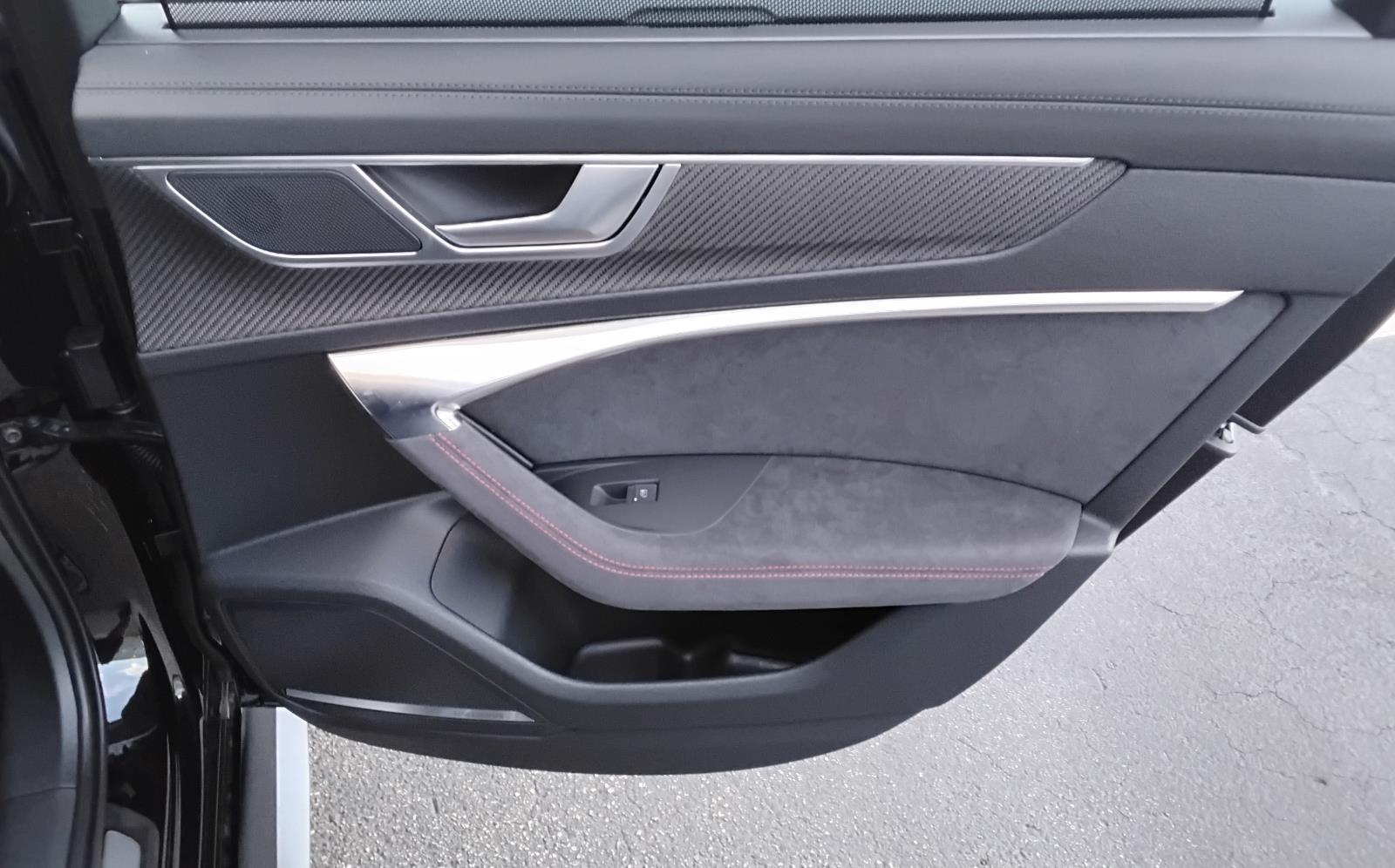 2026 Audi RS 6 Avant performance