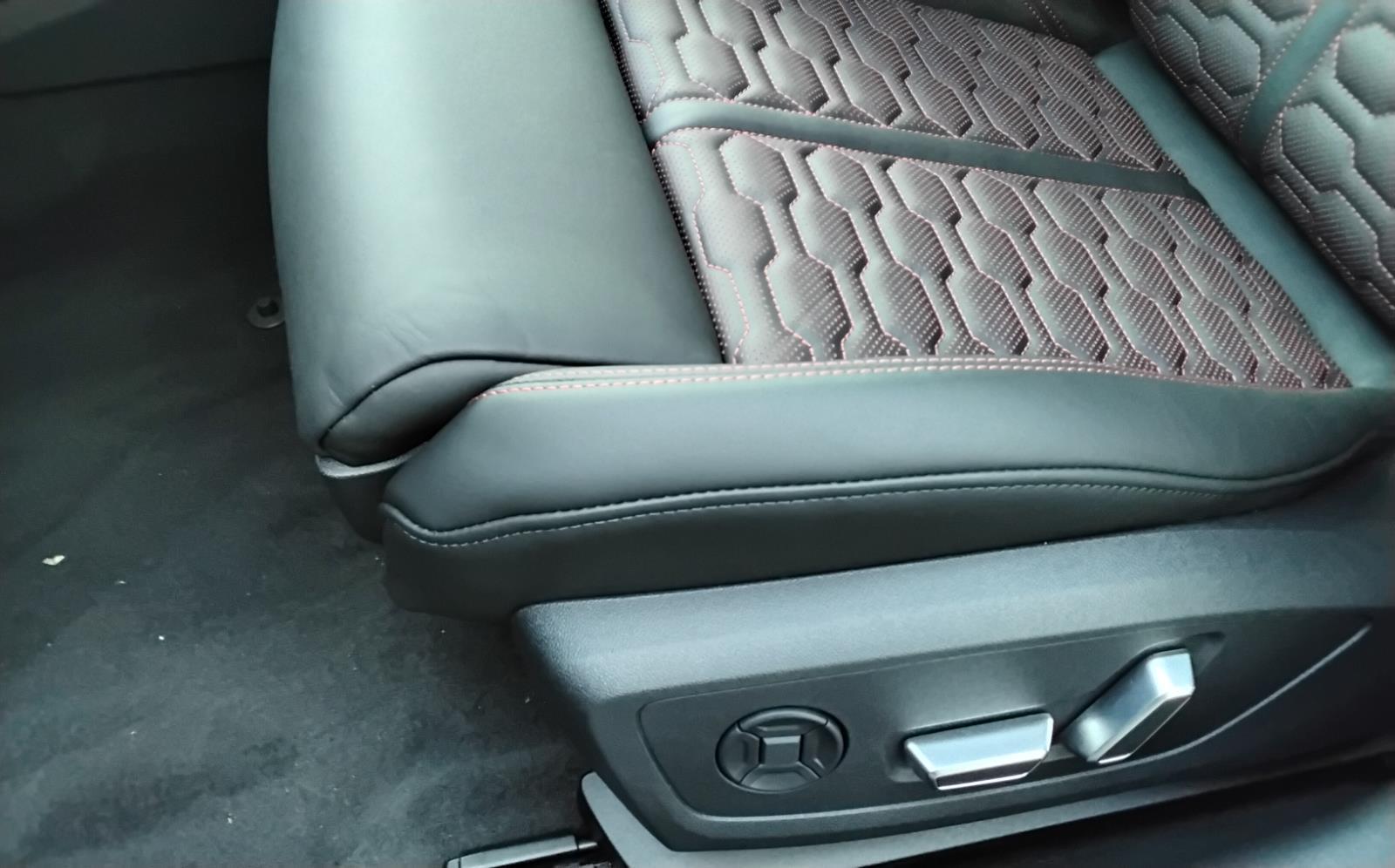 2026 Audi RS 6 Avant performance