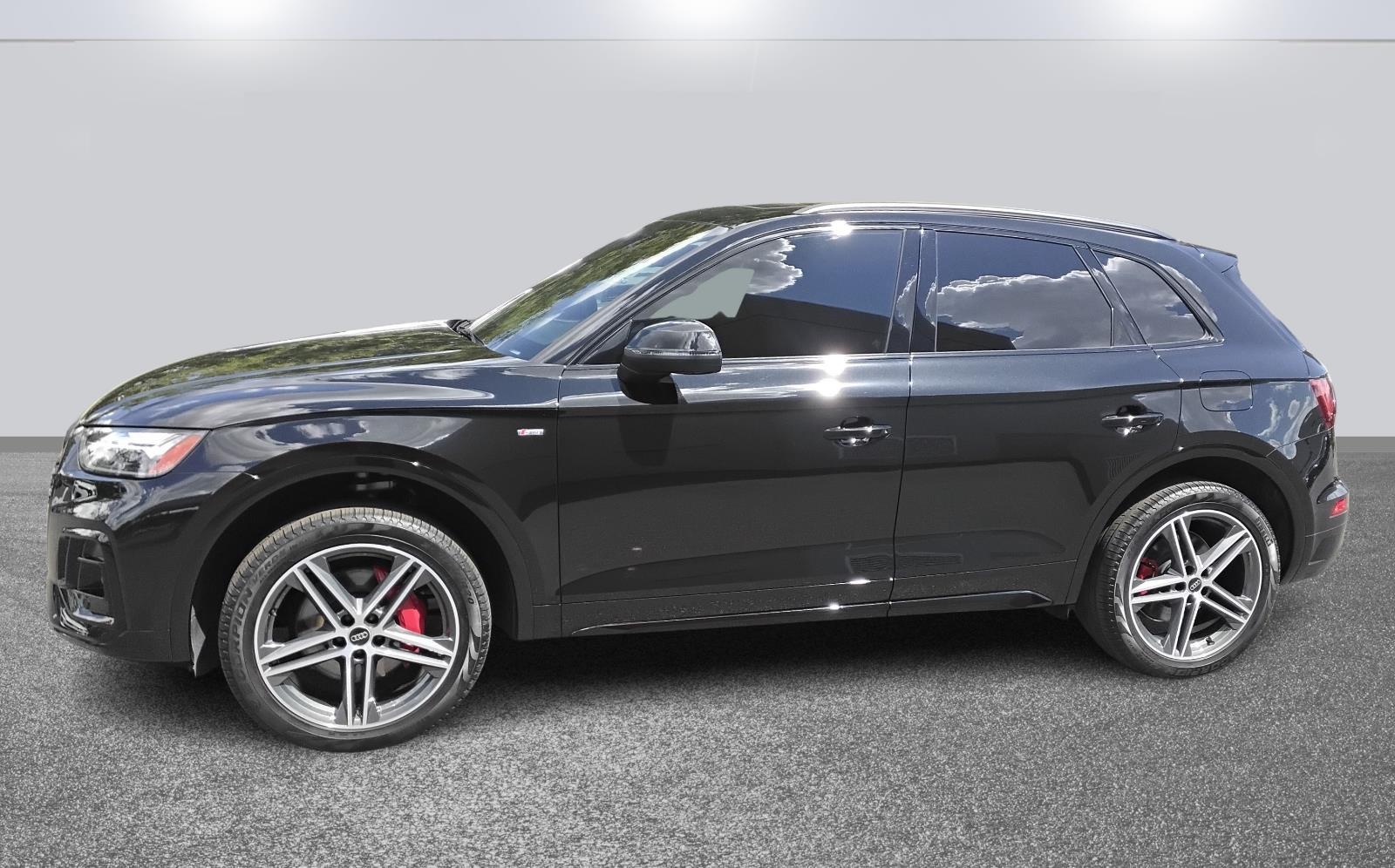 2024 Audi Q5 S line Premium Plus