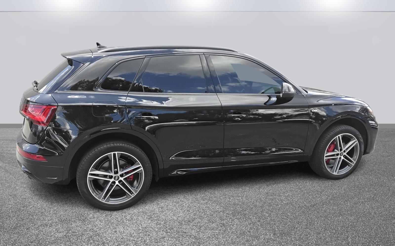 2024 Audi Q5 S line Premium Plus