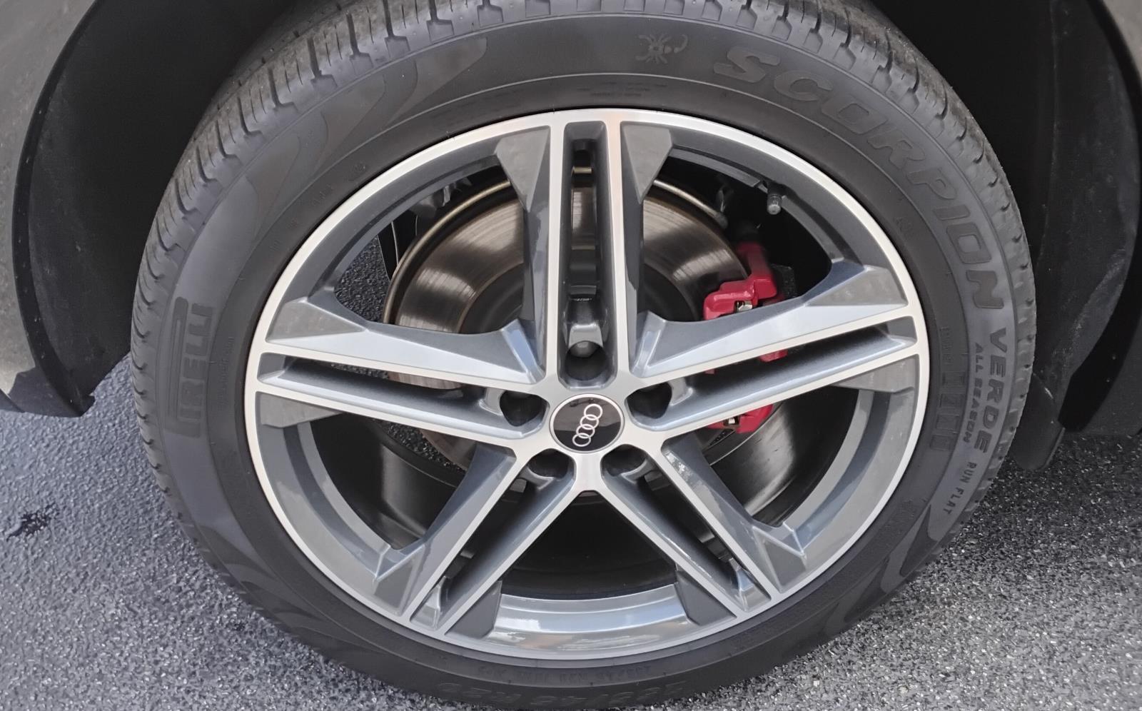 2024 Audi Q5 S line Premium Plus