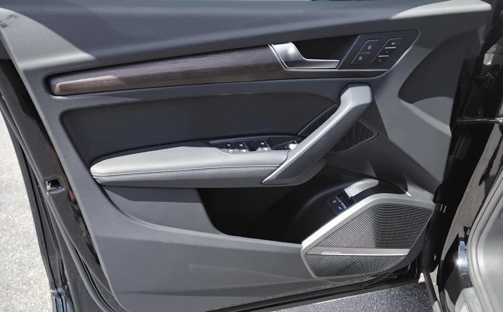 2024 Audi Q5 S line Premium Plus