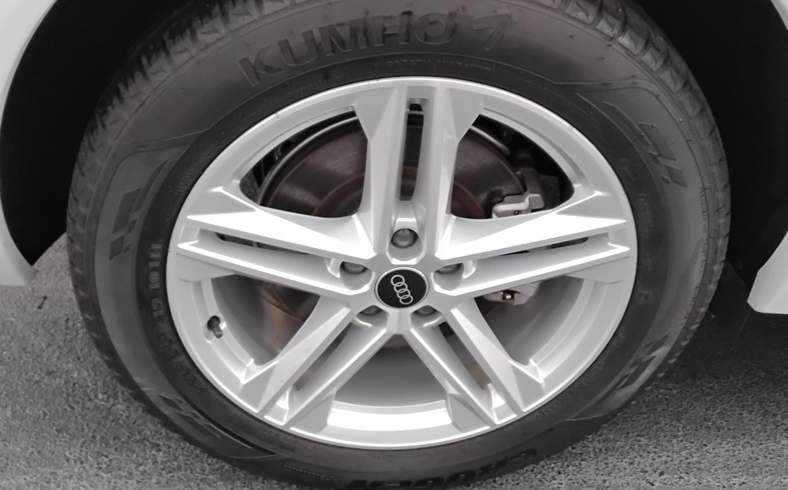 2024 Audi Q5 S line Premium