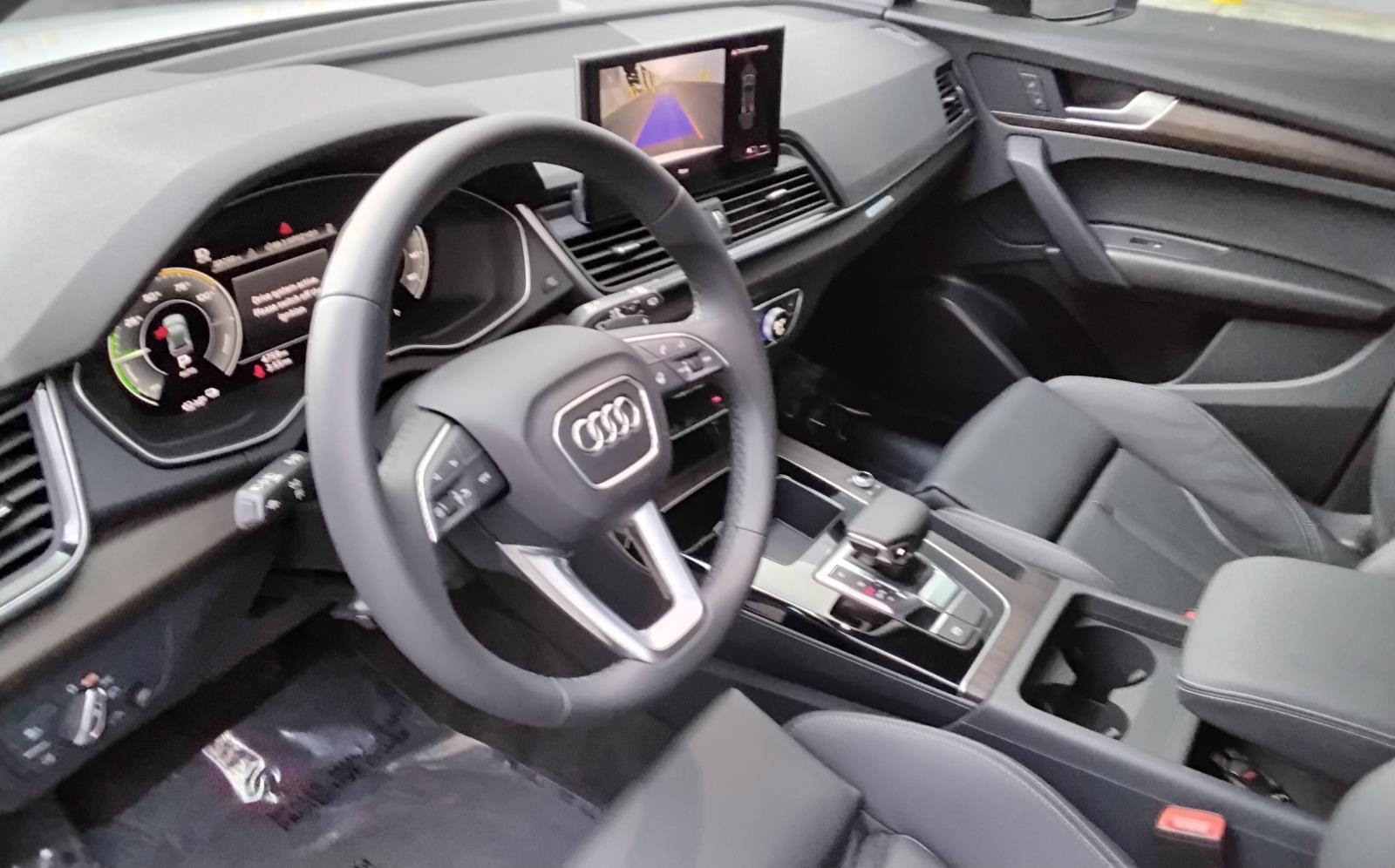 2024 Audi Q5 S line Premium