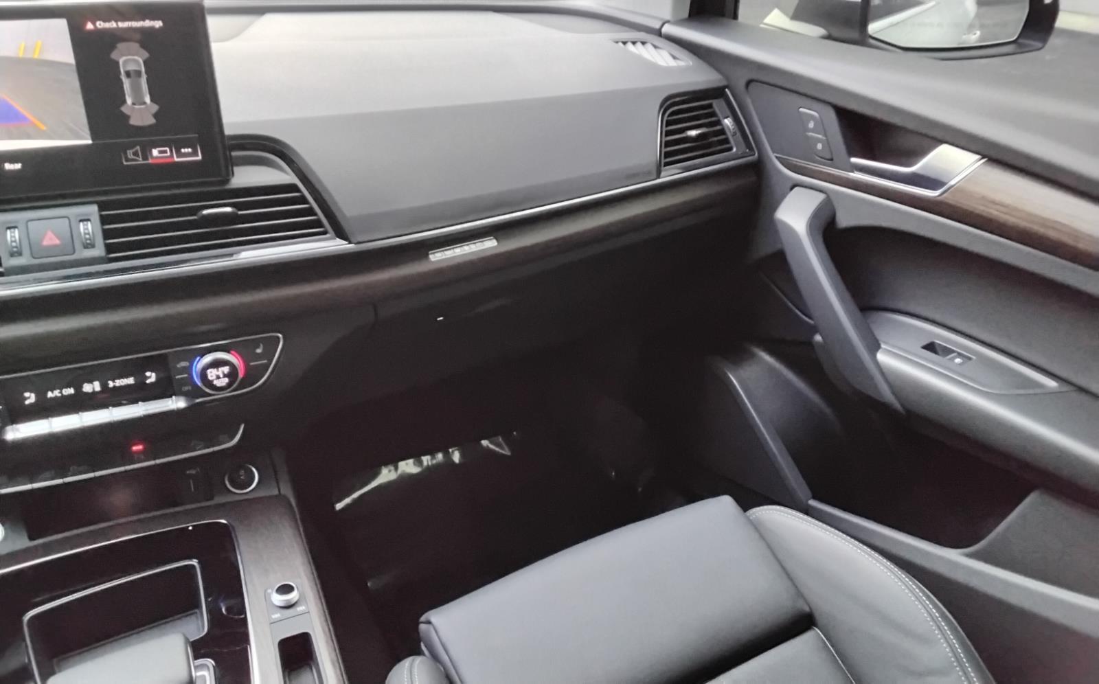 2024 Audi Q5 S line Premium