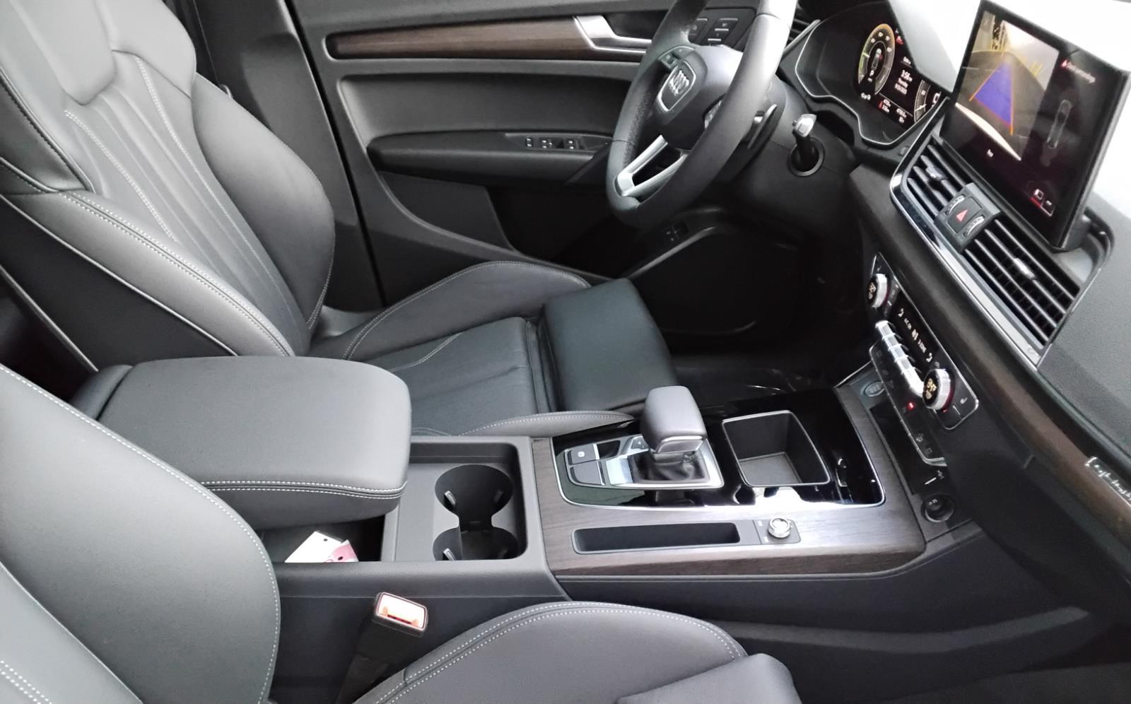 2024 Audi Q5 S line Premium