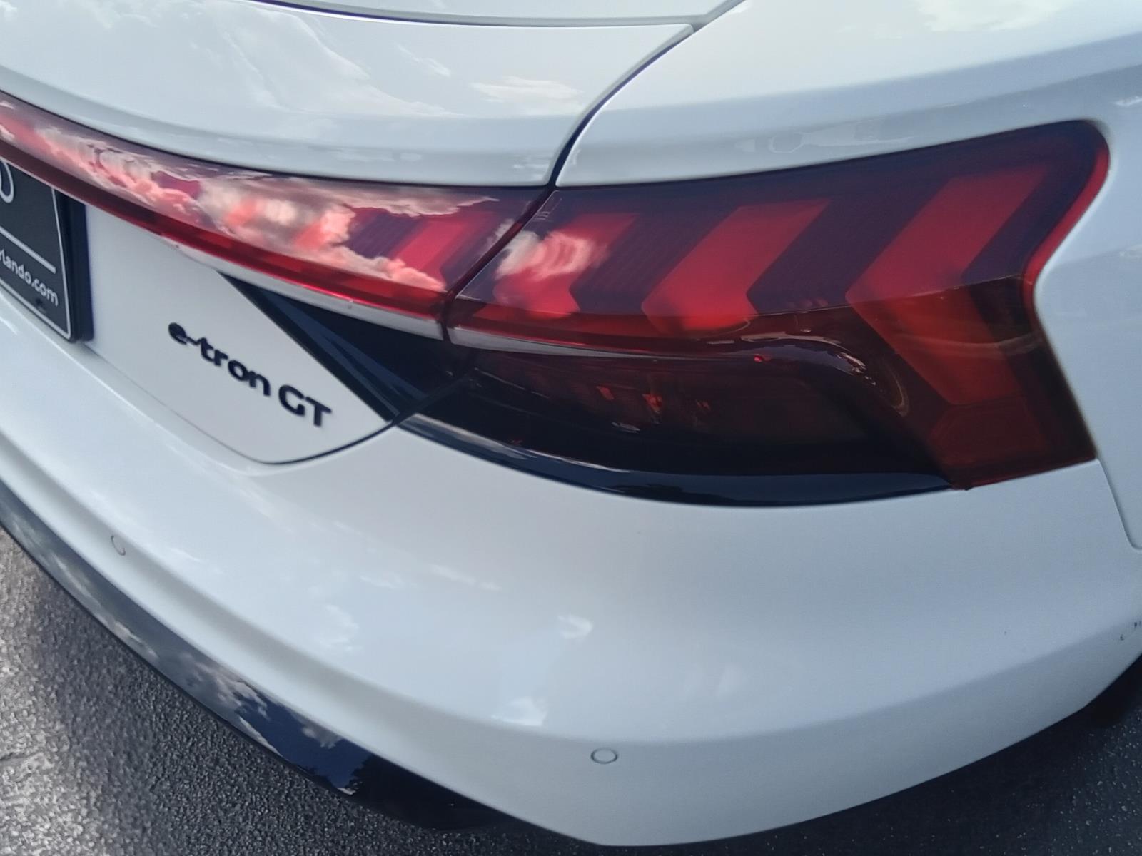 2026 Audi e-tron GT Premium Plus photo 6