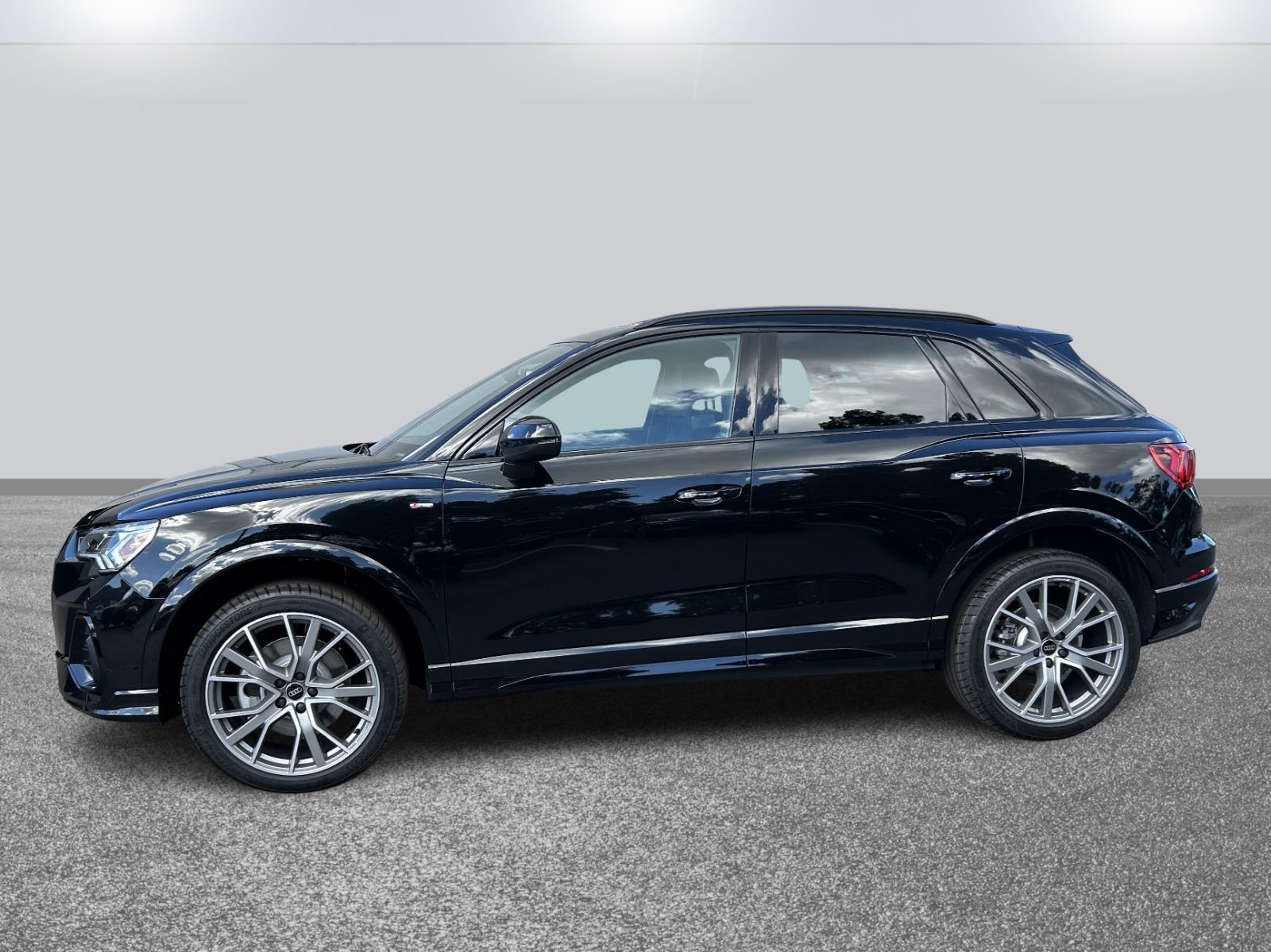 2025 Audi Q3 S line Premium Plus
