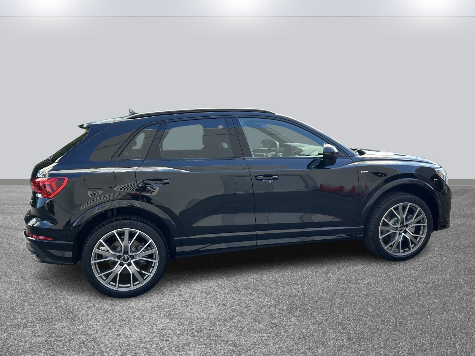 2025 Audi Q3 S line Premium Plus