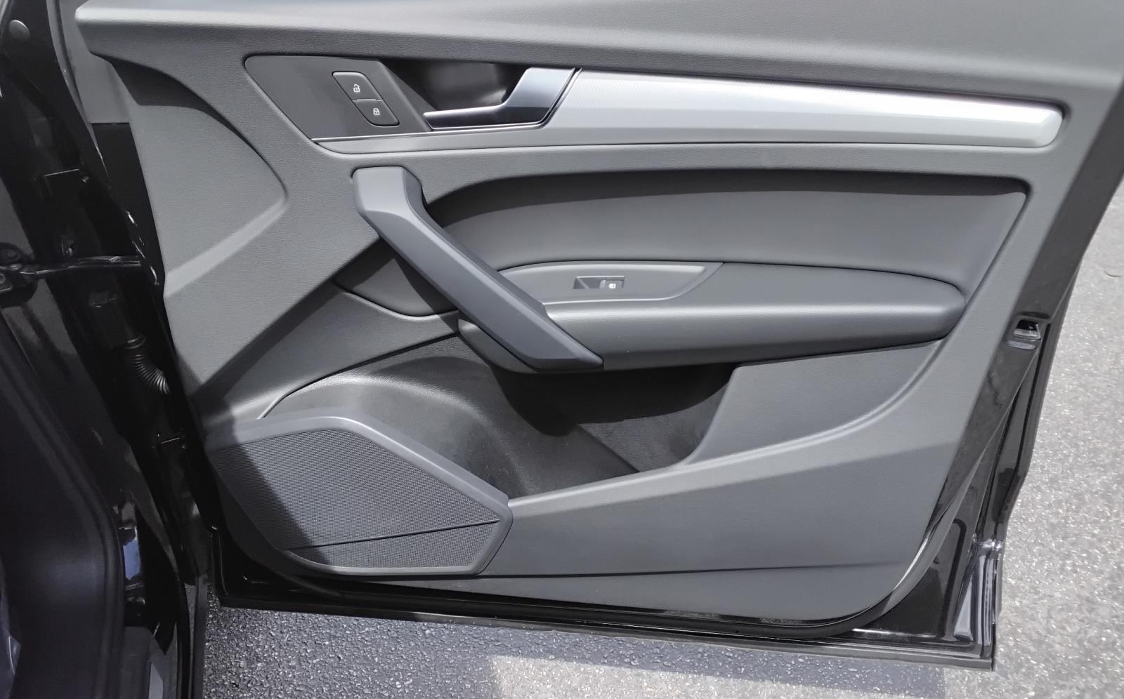 2025 Audi Q5 S line Premium