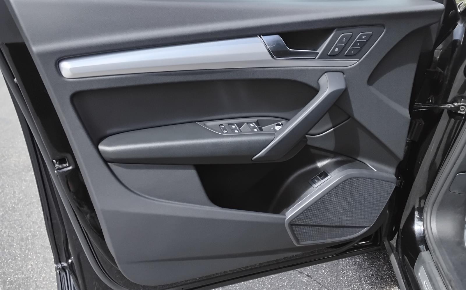 2025 Audi Q5 S line Premium